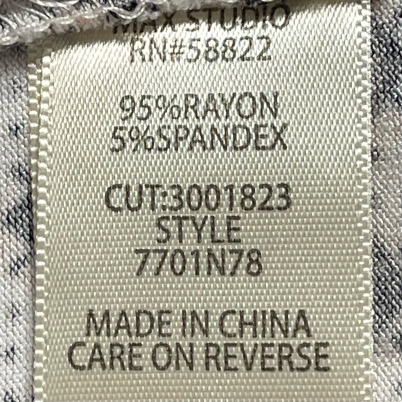 Max Studio small short ruffle sleeve wide elastic neck light pink & black shirt - Picture 11 of 12